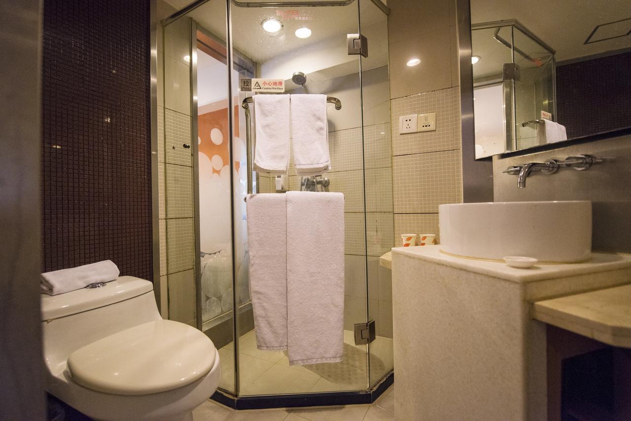 Motel Shenzhen Longgang Longcheng Square Metro Station Luaran gambar